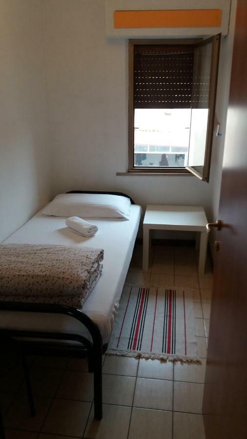 Hostel Easy Pisa Luaran gambar