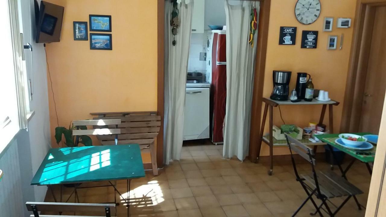 Hostel Easy Pisa Luaran gambar
